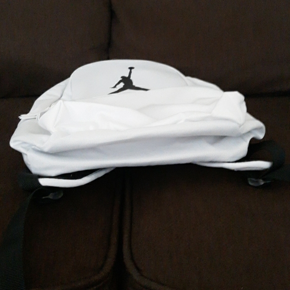 Jordan Bookbag Brand NEW with tag - Picture 3 of 8